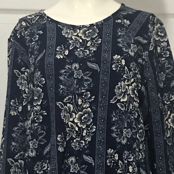 Show me your Mumu Harrison dress size X-La… - Picture 7 of 14